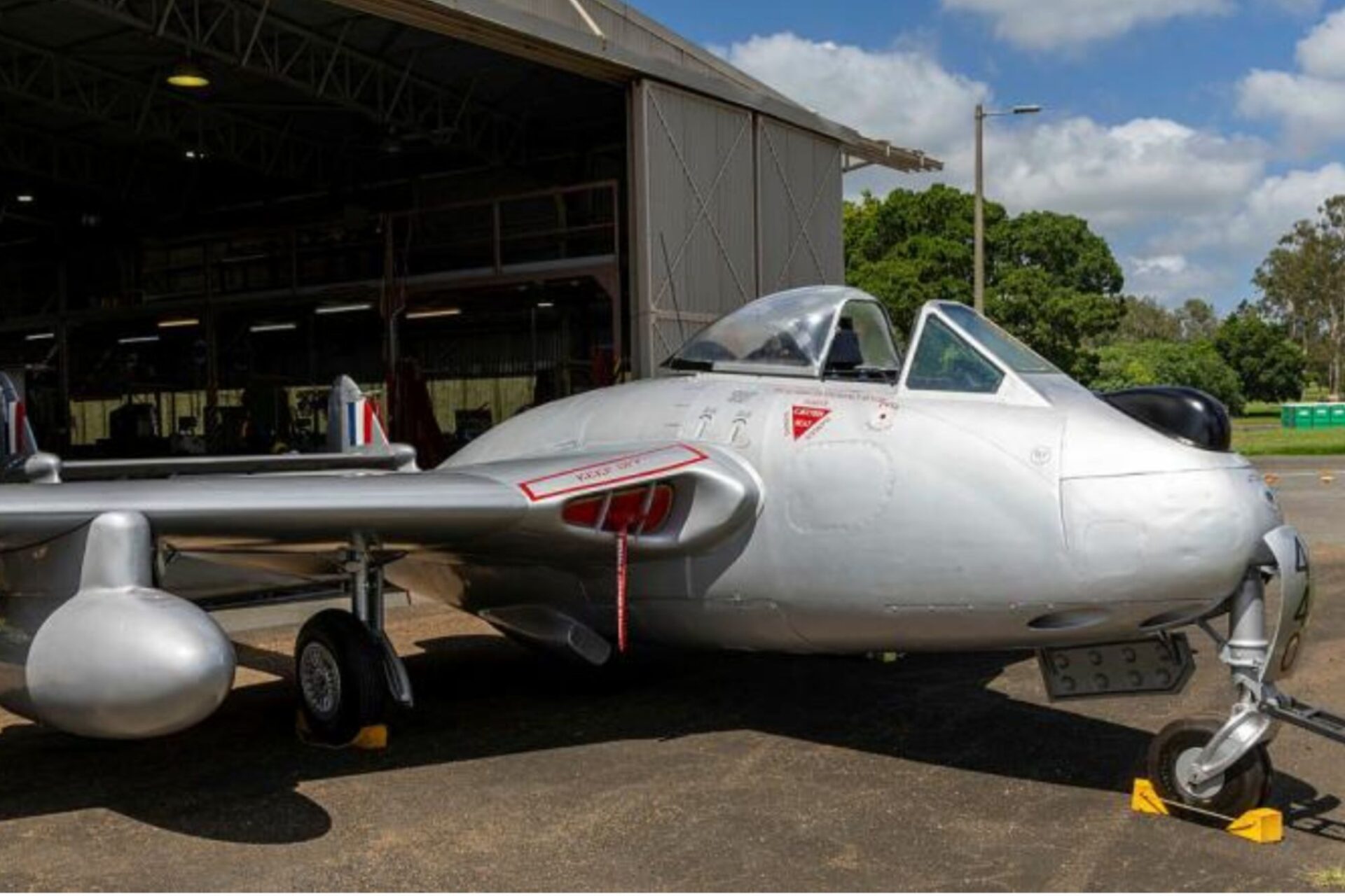 Restauración del de Havilland Vampire de la RAAF: Un Legado Aeronáutico Revivido