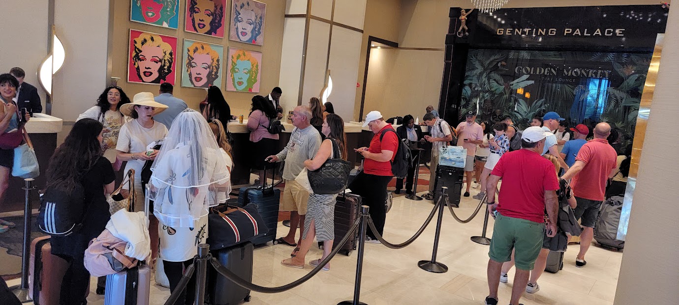 La Agonía de los Tiempos de Check-in: Lecciones para la Aviación desde las Colas de Los Hoteles de Las Vegas