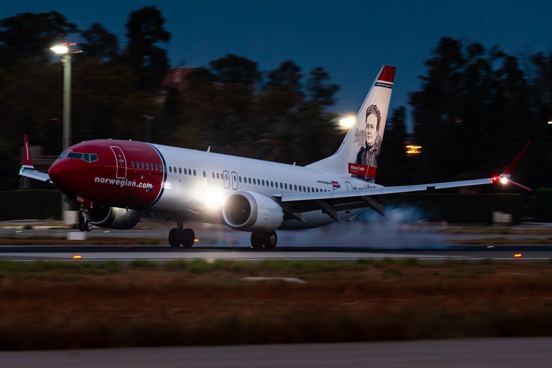 Norwegian Adquiere 10 Aviones Boeing 737-800: Un Paso Estratégico hacia la Estabilidad y Eficiencia