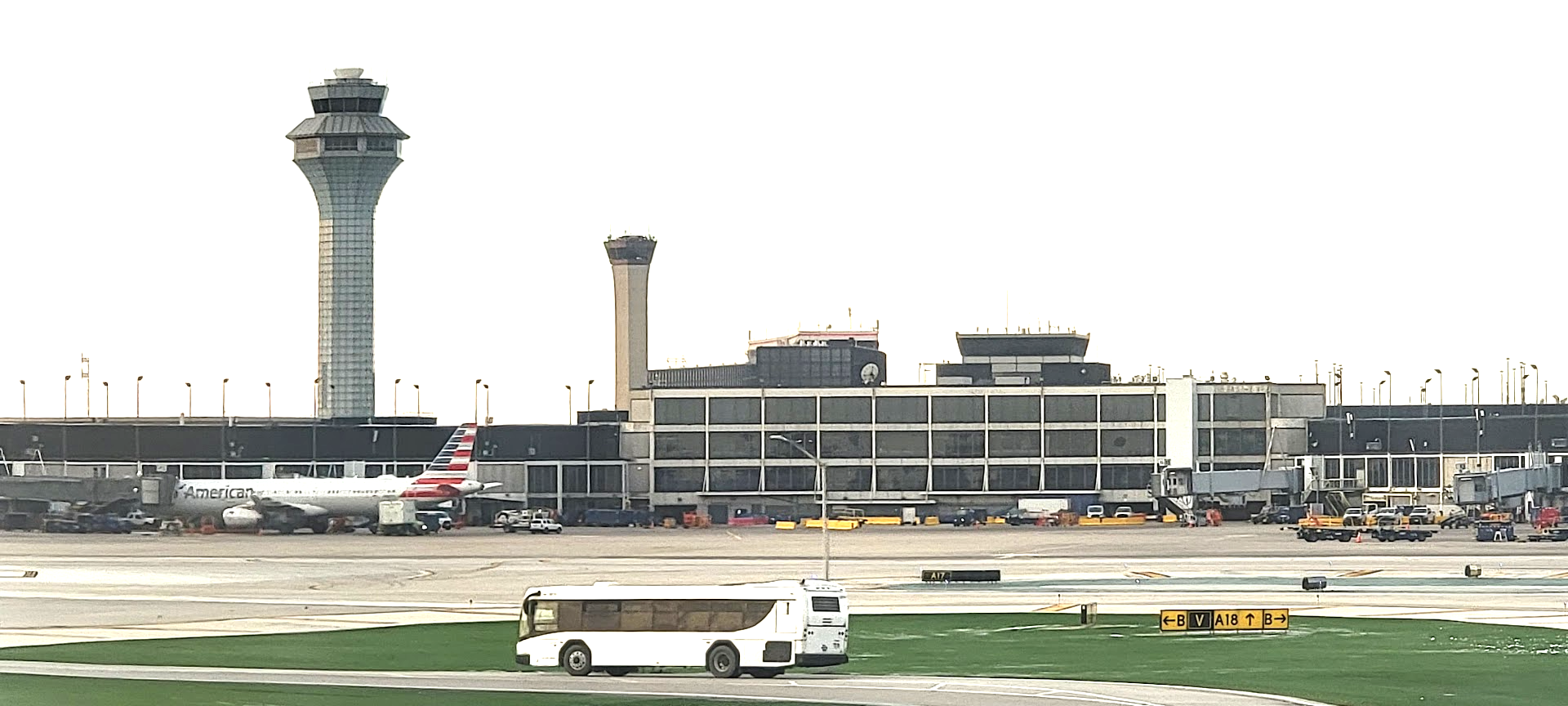 Tiroteo en Chicago O’Hare: Altercado en la zona de llegadas de Terminal 2 deja un herido y cuestiona la seguridad aeroportuaria