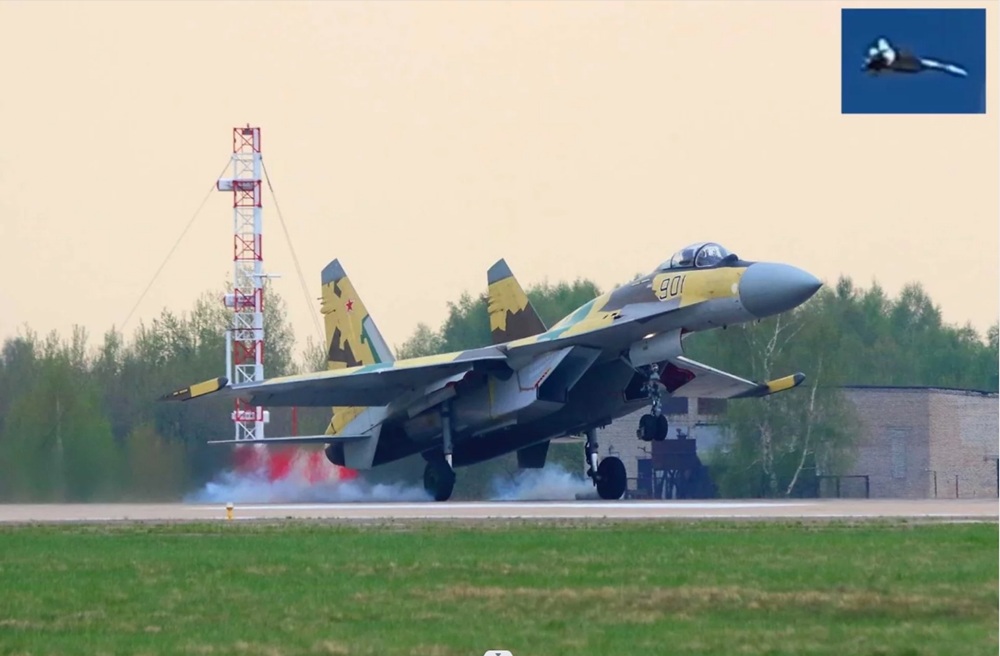 Argelia Recibe los Primeros Aviones de Combate Sukhoi Su-35 de Rusia: Un Salto Tecnológico en la Región